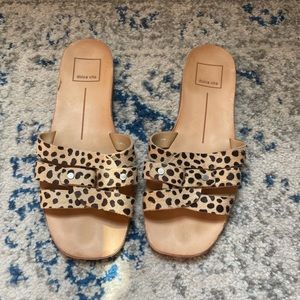DOLCE VITA CHEETAH SLIDES 6